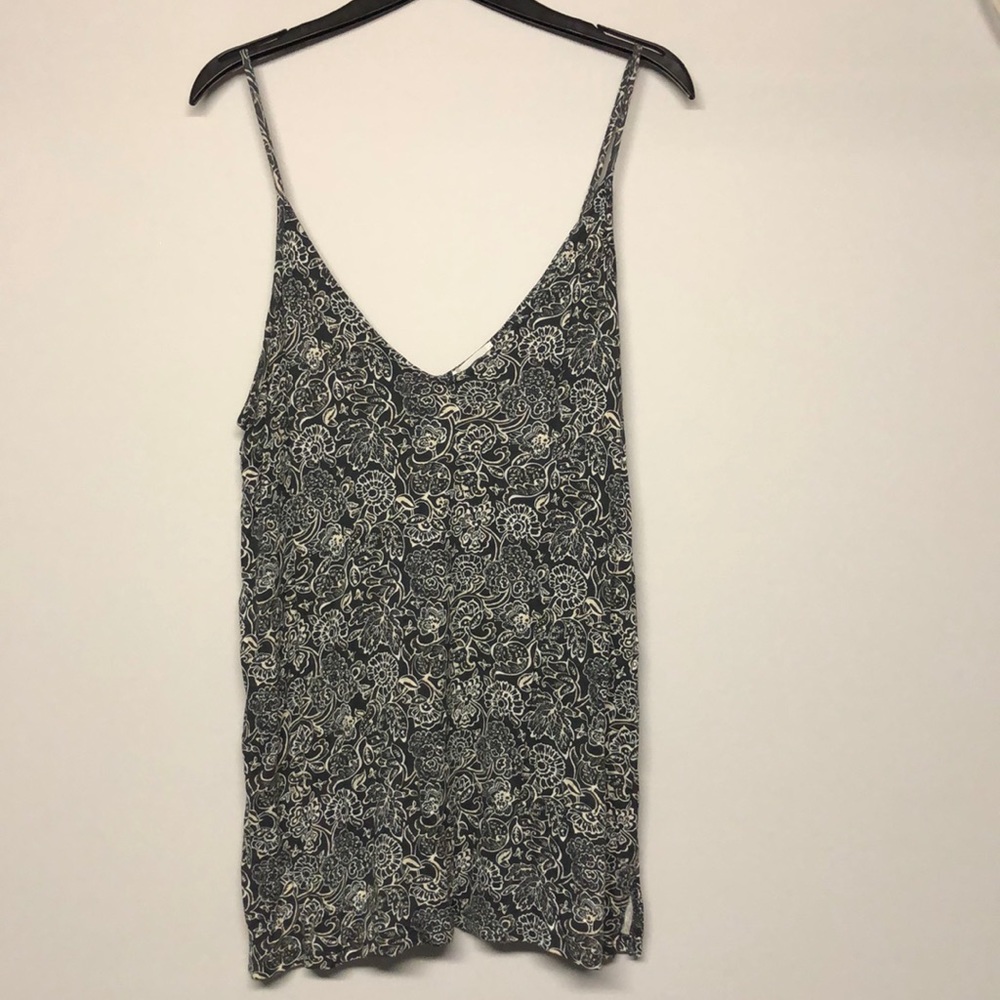Floral printed rayon tank!